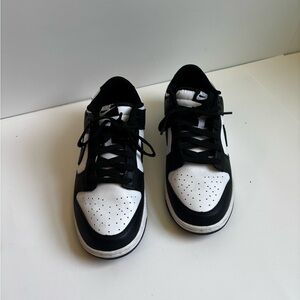 Nike Men's Black and White Panda